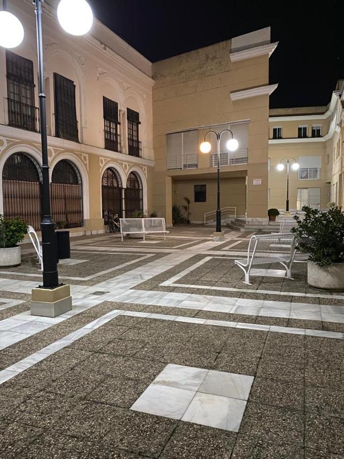 Apartamento Centrico “Los Pajaritos” Con Garaje. Jerez de la Frontera Exterior foto